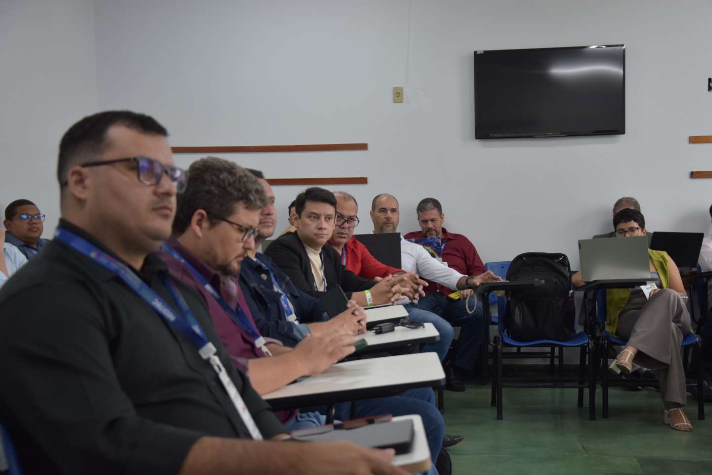 Integrantes dos Fóruns do Conif reunidos durante a Reditec 2024